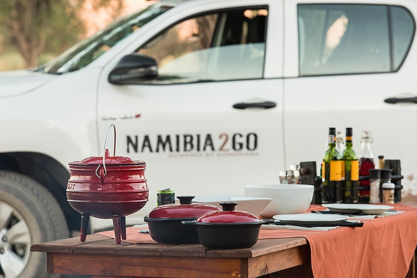 Namibia2Go-Double-Cab-Toyota-Hilux-4x4-13-Equipped